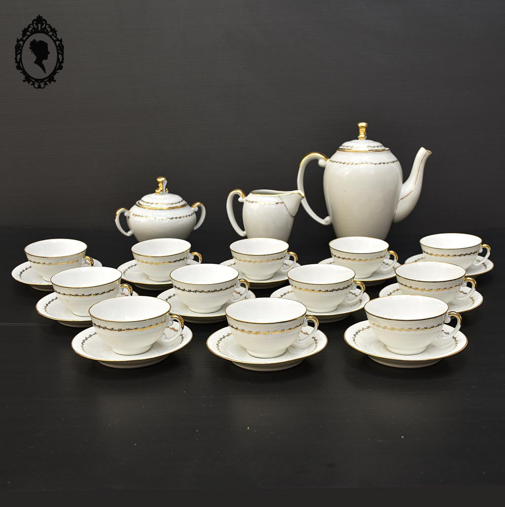 Service 12 tasses à café ou thé pot théière sucrier porcelaine S.E.R. Sélection France blanc doré