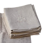Lot 10 serviettes anciennes en damassé fleuri beige – Monogramme JA