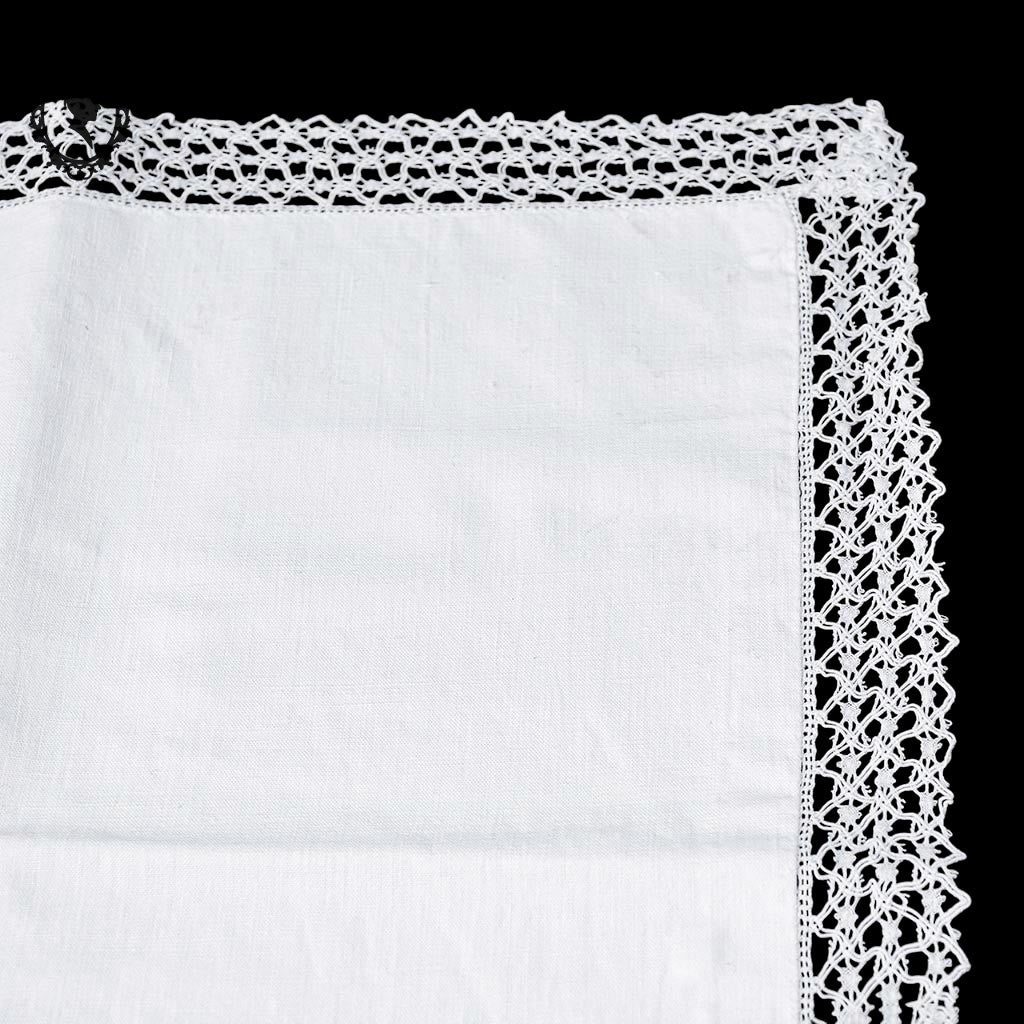 3 taies d’oreiller blanches pourtour dentelle crochet 63 x 60 anciennes