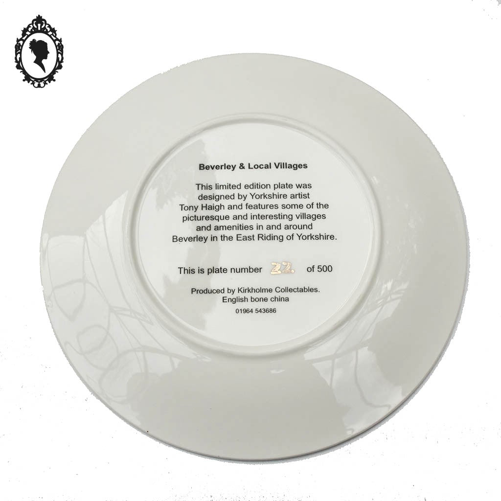 Assiette de collection porcelaine anglaise Beverley Tony Haigh Kirkholme