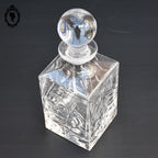 Belle carafe motif végétal en cristal avec bouchon rond vintage