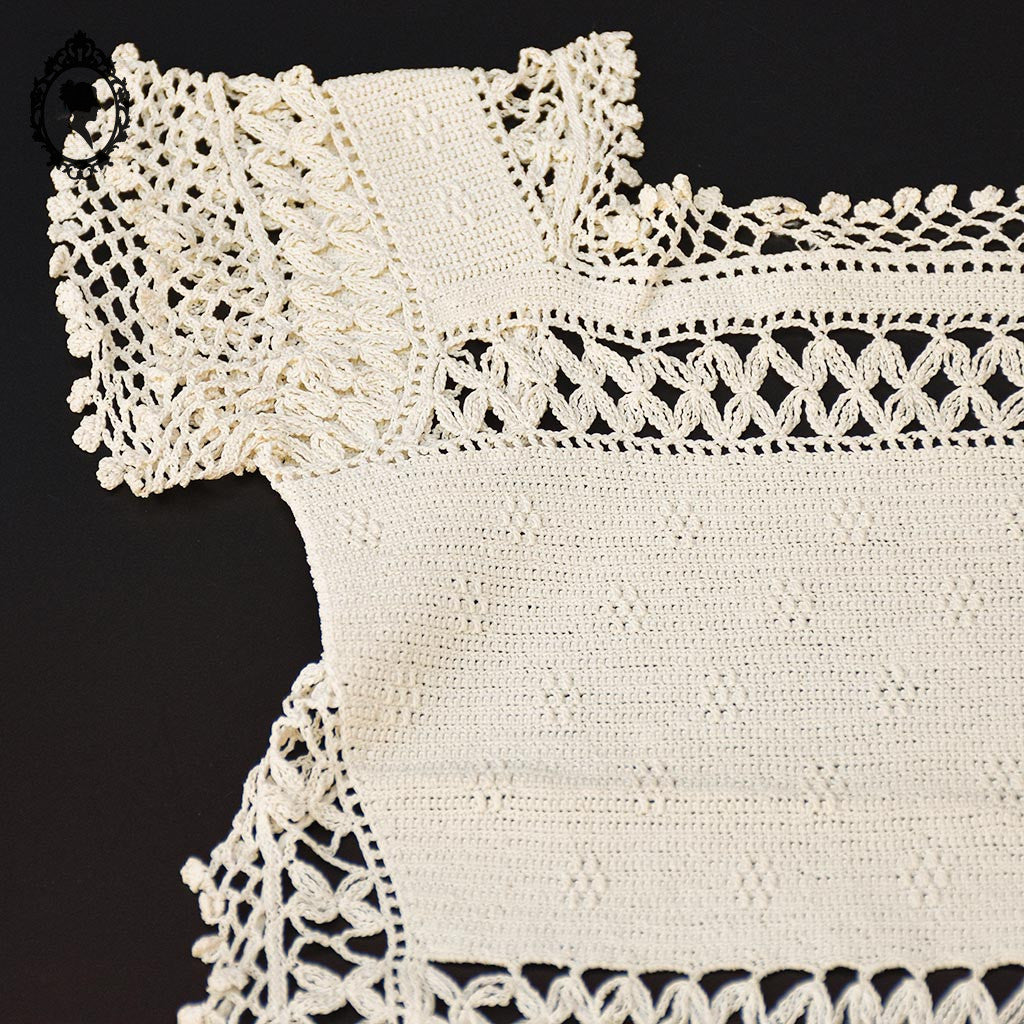 Boléro crochet beige vêtement bébé ou poupée vintage ancien fait main