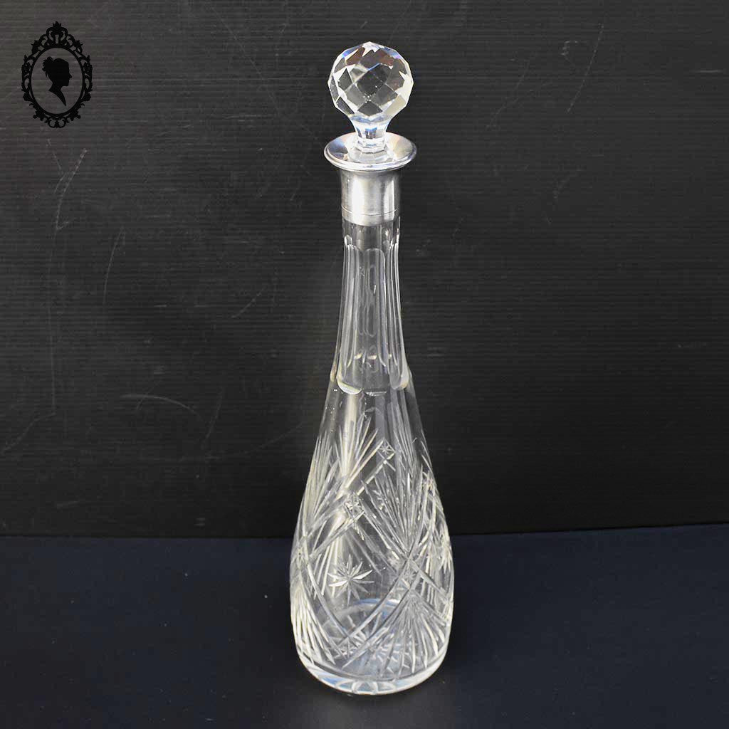 Carafe à liqueur ancienne verre avec bouchon diamant taillé cristal monture argent