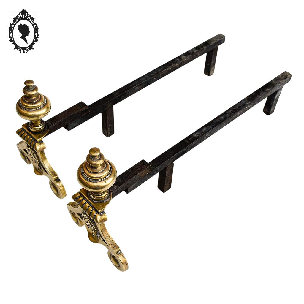Chenets longs en bronze doré boule arabesques arrondies accessoire de cheminée ancien