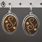 Chic paire de boucles d’oreilles pendantes marron strass S métal gris neuf