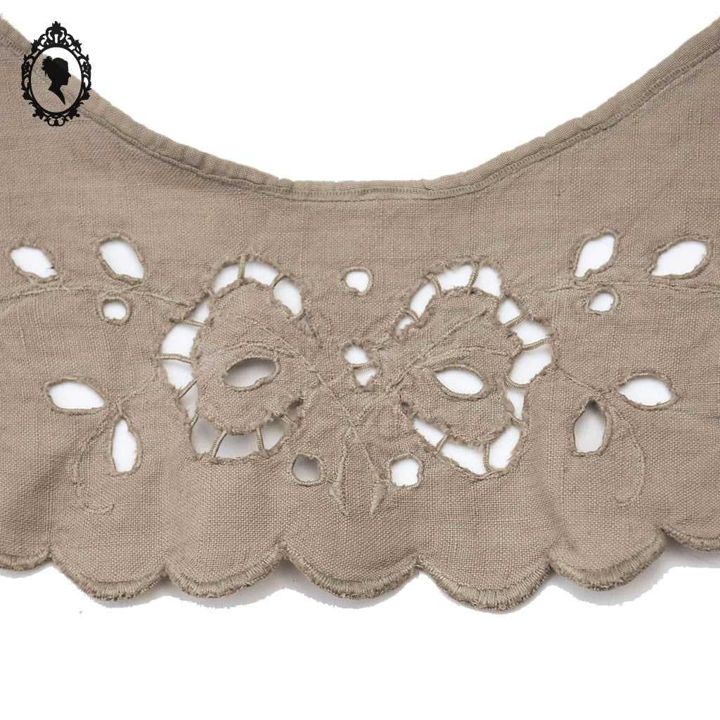 Col ancien femme fille dentelle ajourée style Richelieu teint beige taupe