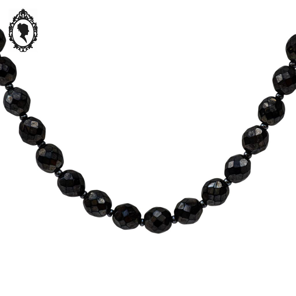 Élégant collier perle de verre facetté noir vintage ancien