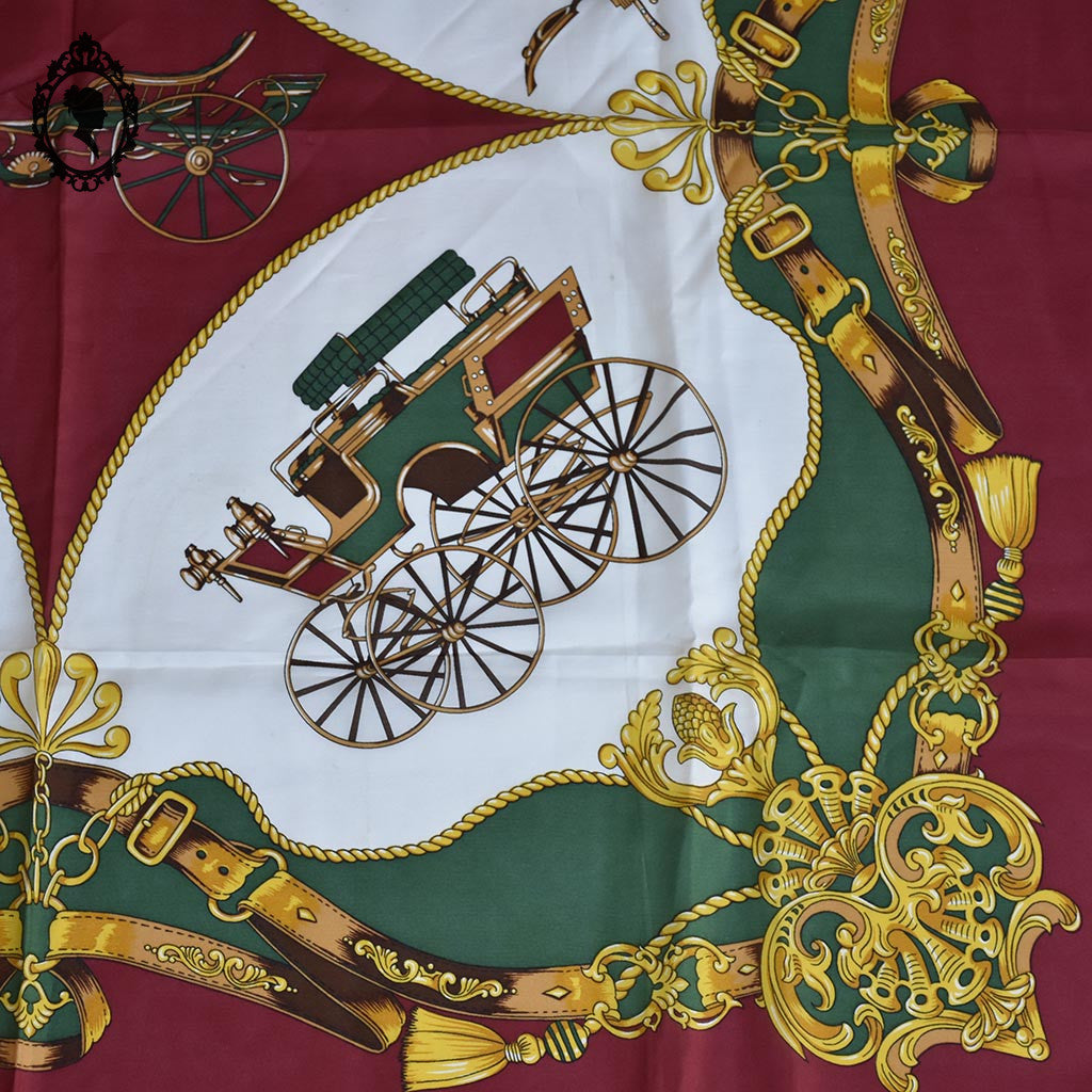 Foulard soie collection Marcelle Griffon voiture ancienne rouge vert blanc jaune vintage