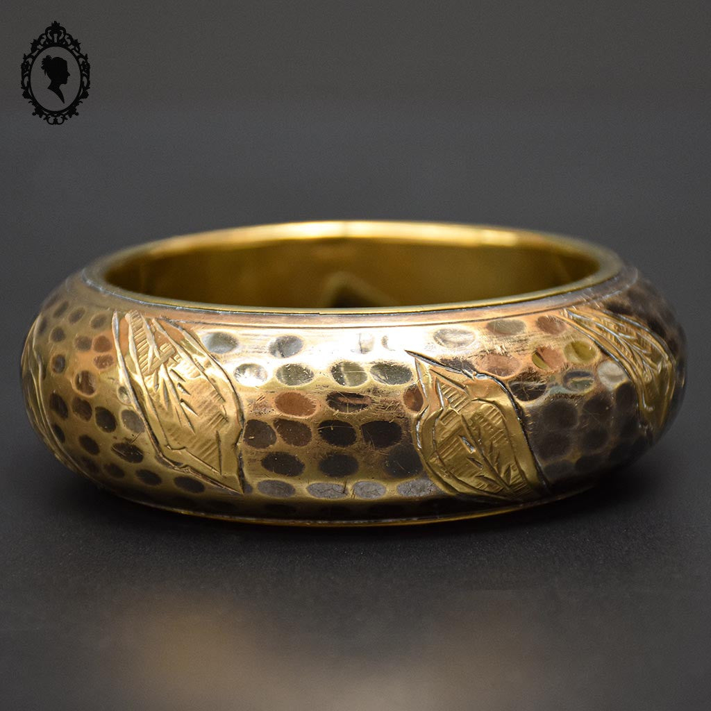 Gros bracelet Indien jonc large bombé laiton doré marron martelé vintage