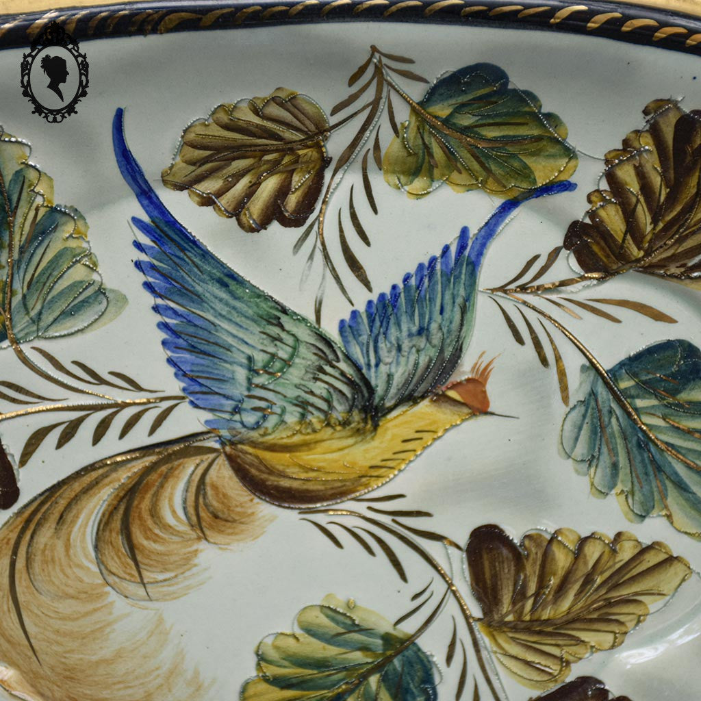 Plat oiseau en faïence style barbotine vert nacré H. Bequet Belgique L 33 cm vintage