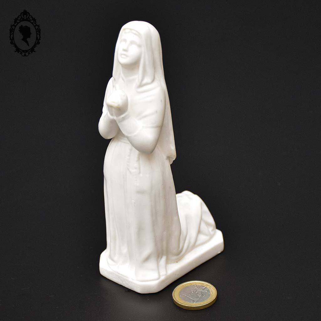 Statue Sainte Bernadette de Lourdes en albâtre blanc objet de religion ancien vintage H 14 cm