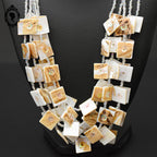 Superbe collier perle nacre carré beige irisé multi rangs 5 rangs