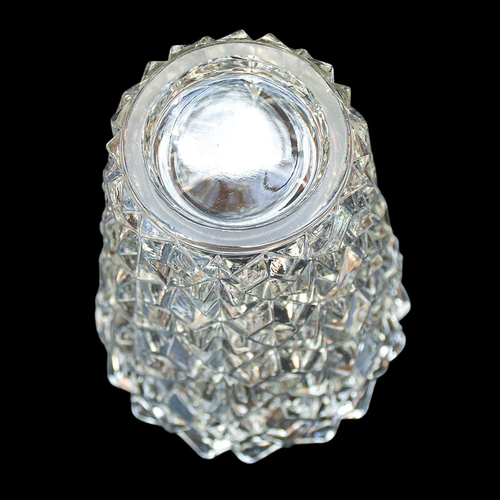 Vase en cristal blanc ciselé H 16 cm vintage
