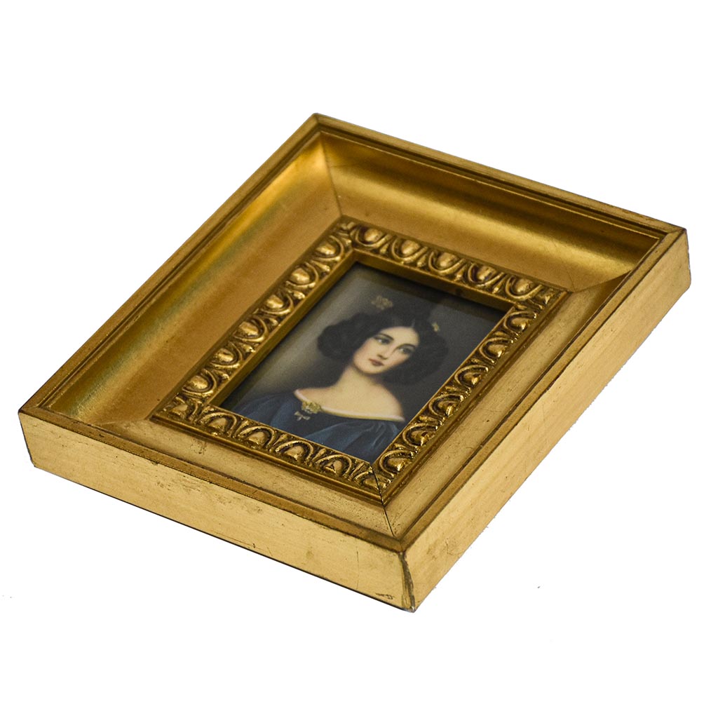 Petit cadre doré à la feuille d’or – Portrait de femme – 15,2 × 13,2 cm