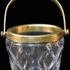 Petit seau à glaçons vintage en cristal ciselé et laiton doré avec anse
