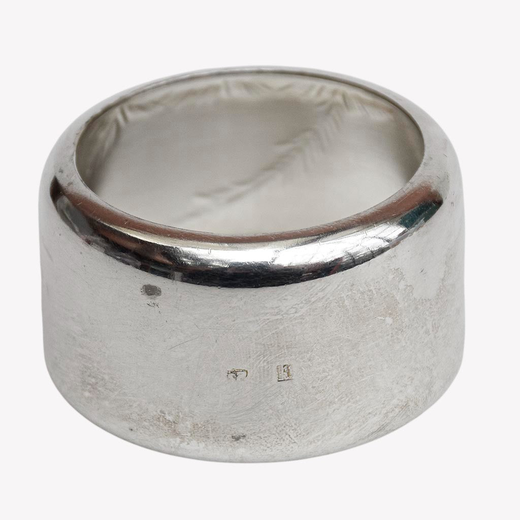 Rond de serviette ancien en métal argenté décor lapin – Ø 4,7 cm