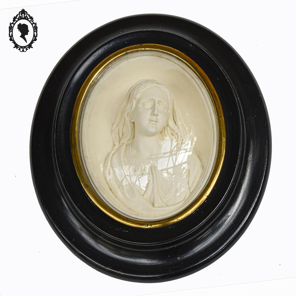 Cadre ovale noir verre bombé avec le buste de la vierge Marie reliquaire ancien