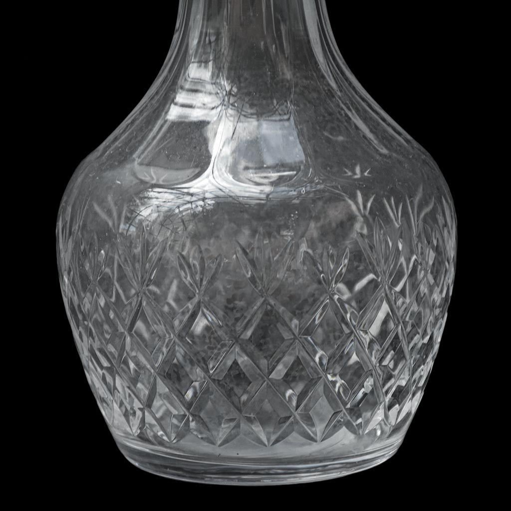 Carafe en cristal ciselé simple et chic