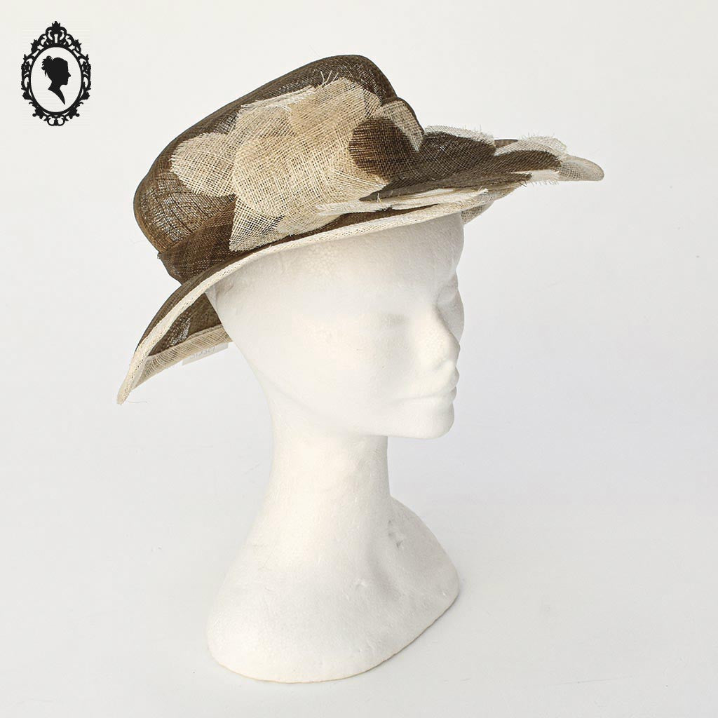 Chic chapeau fille enfant cérémonie marron festonné Joa Nell 52 cm Taille XS Neuf