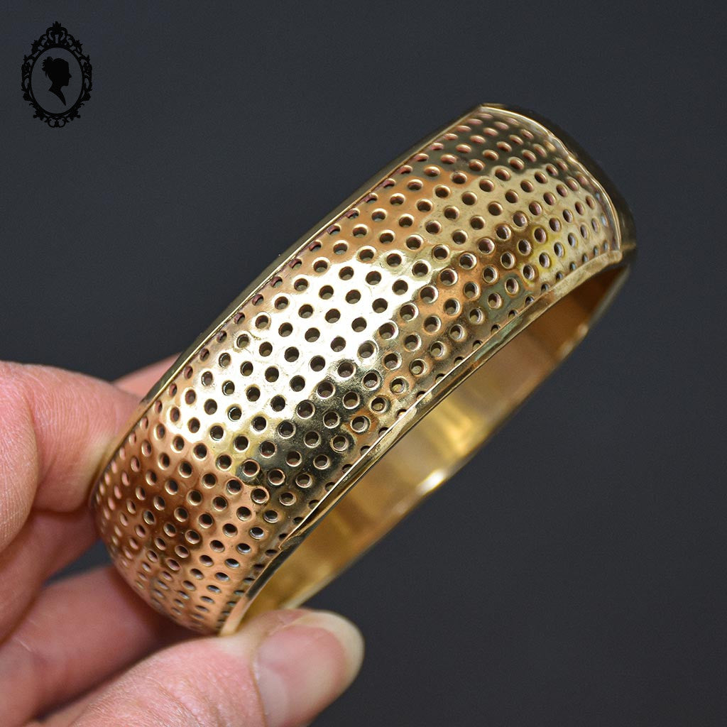 Chic gros bracelet manchette jonc large bombé laiton doré petits trous vintage