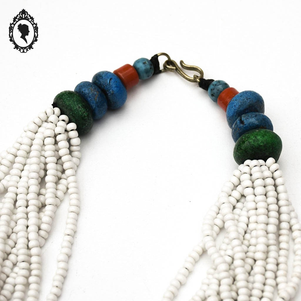 Collier blanc 12 rangs avec grosses perles vintage