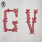 Drap ancien lettre monogramme rouge GV coton lin épais 183 x 280 cm
