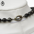 Élégant collier perle de verre facetté noir vintage ancien