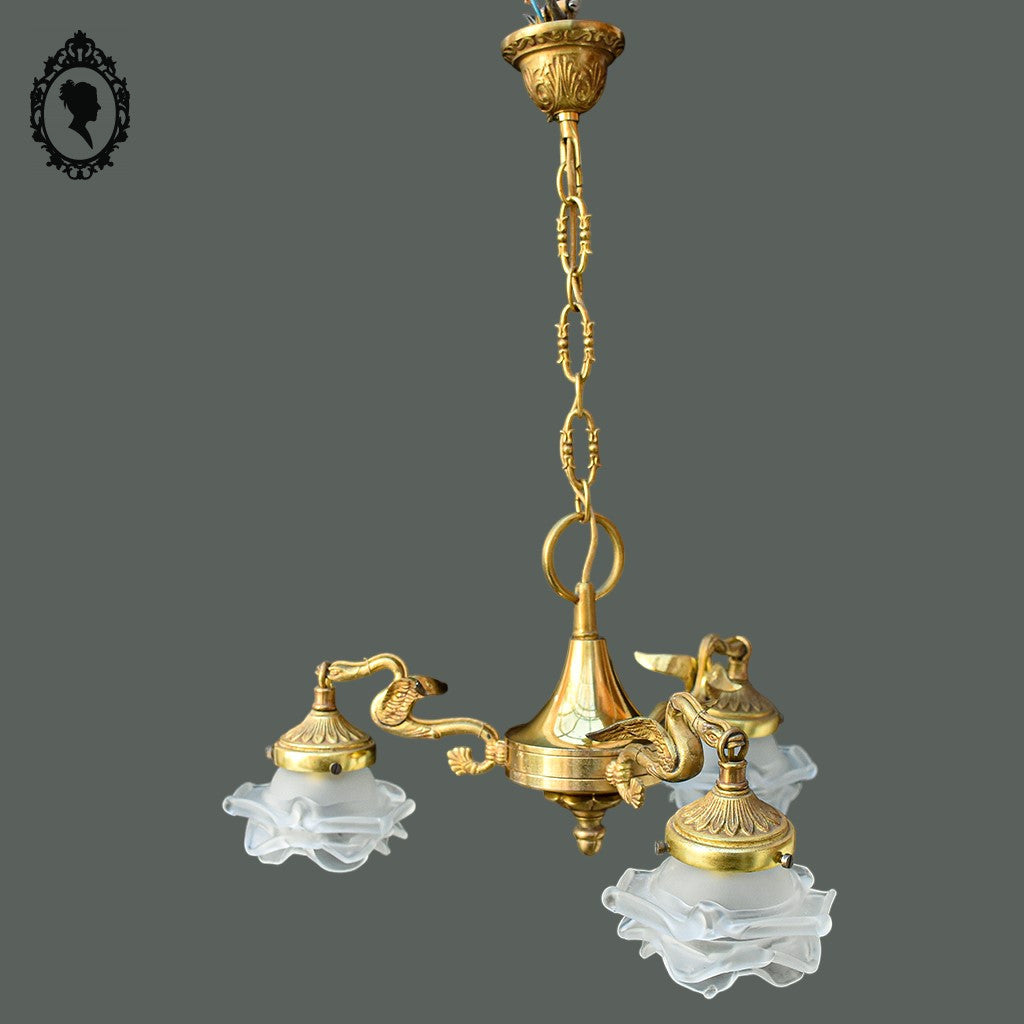 Lustre plafonnier bronze chimères 3 lumières 3 roses pâte de verre blanc doré ancien