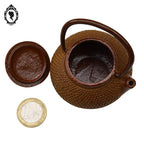Miniature petite théière en fonte marron collection dînette japonaise