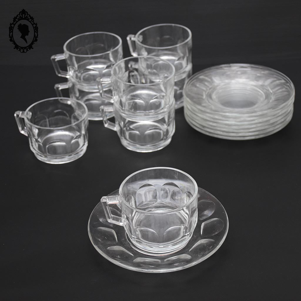 Service 8 tasses et sous tasses à café Arcopal France verre blanc transparent vintage