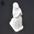 Statue Sainte Bernadette de Lourdes en albâtre blanc objet de religion ancien vintage H 14 cm