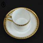 Tasse et sous tasse porcelaine blanche or décor croix G. D et C Limoges France