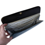 Pochette vintage noire en skaï à détails dorés – Élégance rétro