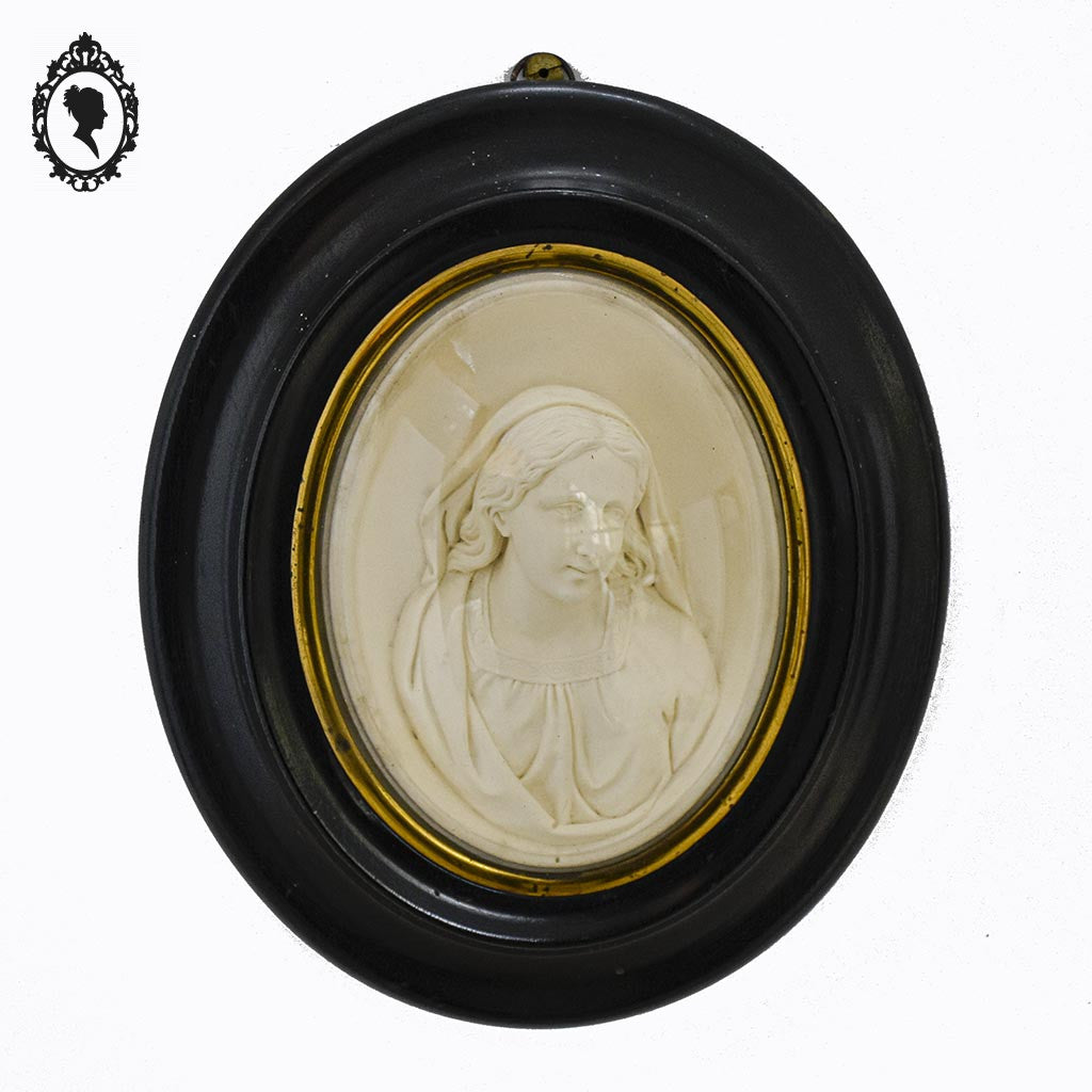 Cadre ovale noir verre bombé avec le buste de la vierge Marie reliquaire ancien