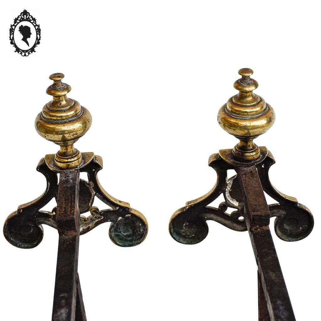 Chenets longs en bronze doré boule arabesques arrondies accessoire de cheminée ancien