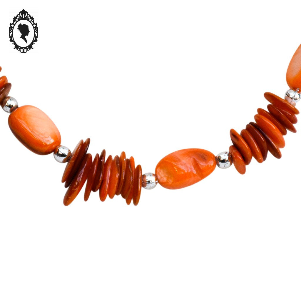 Collier en nacre orange style chips vintage