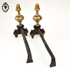 Élégants chenets en bronze doré accessoire de cheminée ancien
