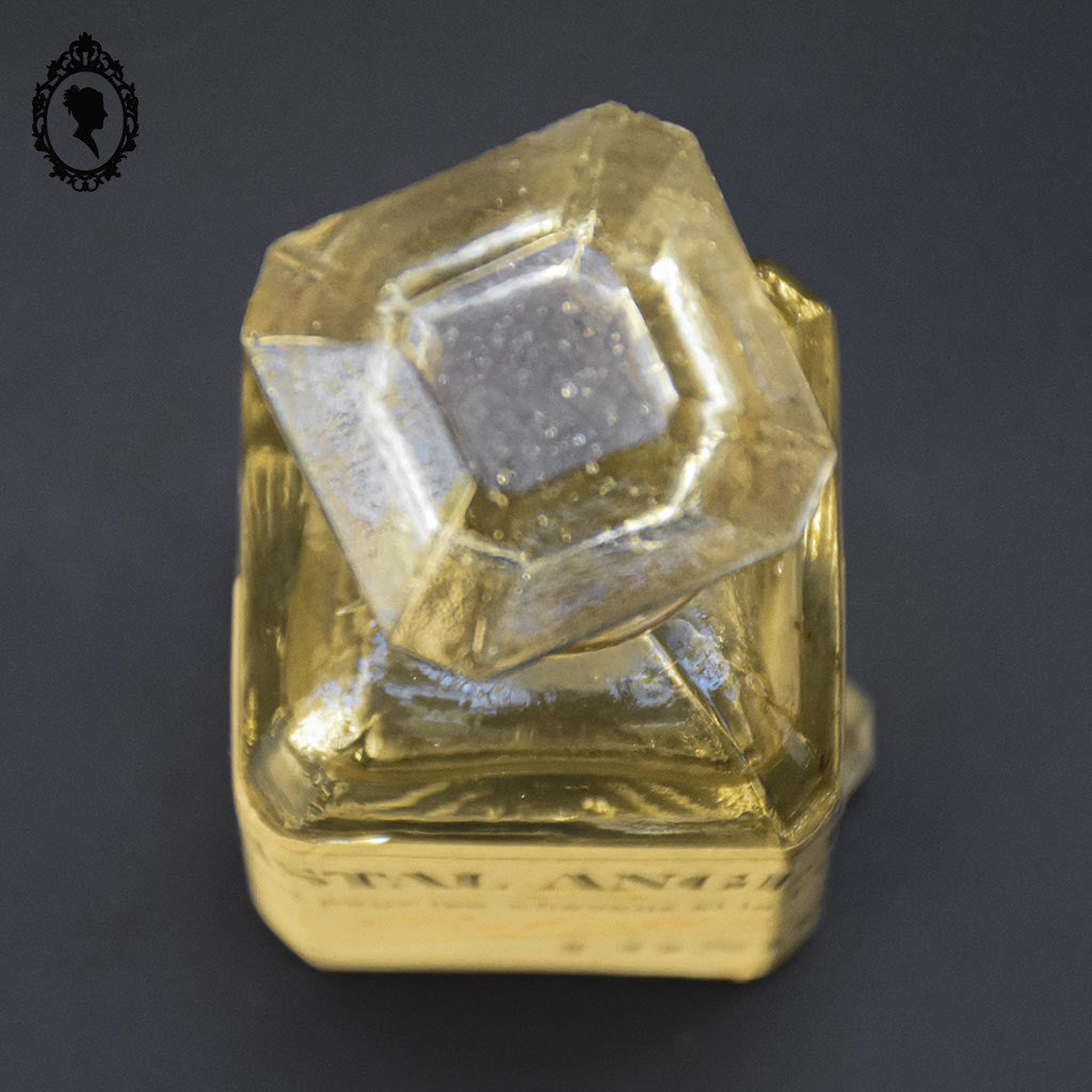 Flacon ancien collection en cristal héliotrope Anglais London pour cheveux et barbe