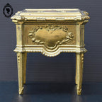 Jolie boite ou coffret à bijoux régule doré forme commode ancienne