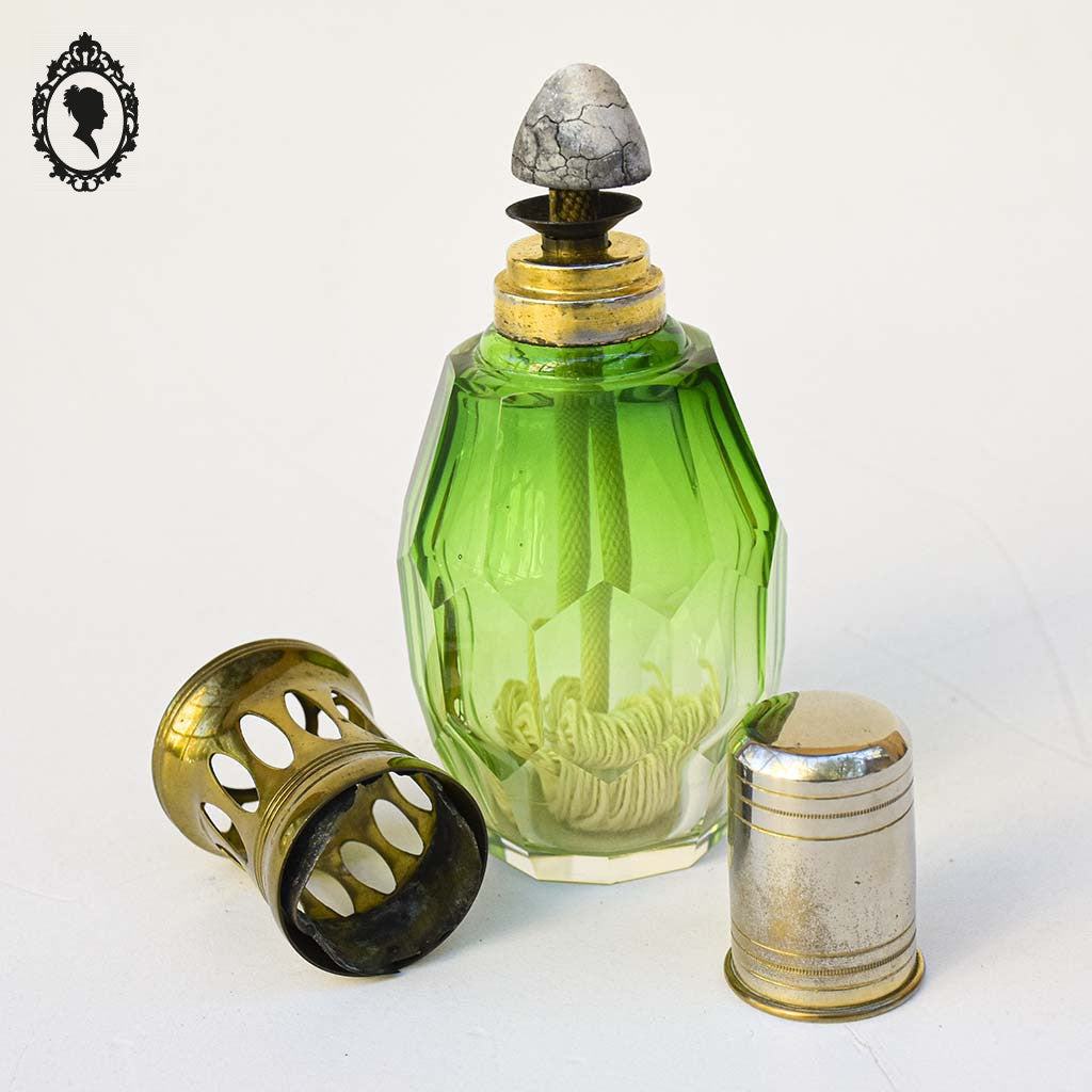 Lampe style berger collection Lusac Paris verte verre ou cristal multi-facette ancienne