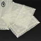 Linge de table brodé 2 napperons et 1 chemin de table style dentelle crème