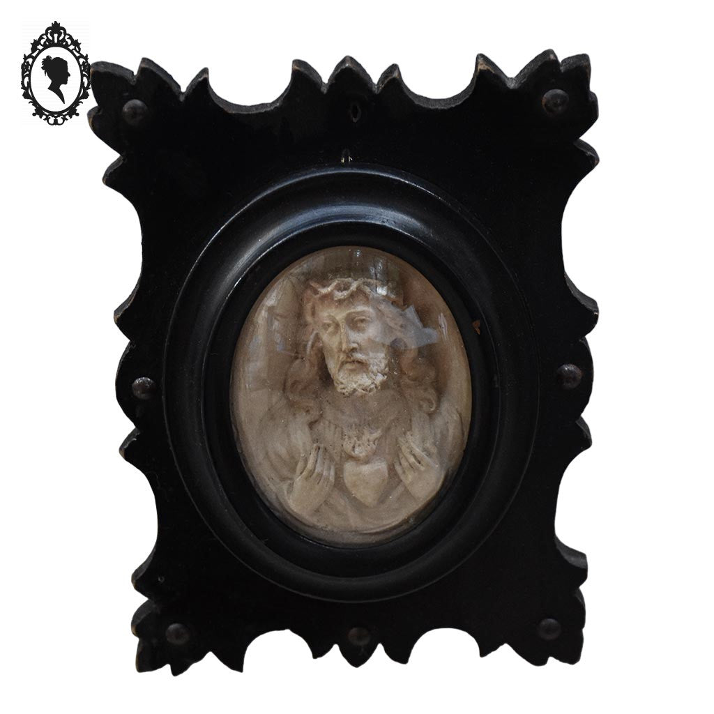 Paire de cadres reliquaires verre bombé noir ovale Christ et Marie calcaire pétrifié ancien Napoléon 3