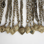 Pendentif collier ethnique antique nomade en métal vintage ancien H 18,5 cm