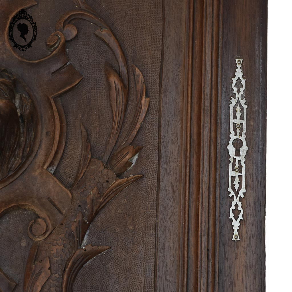 Porte de buffet bois sculpté tête de Lion office de cadre