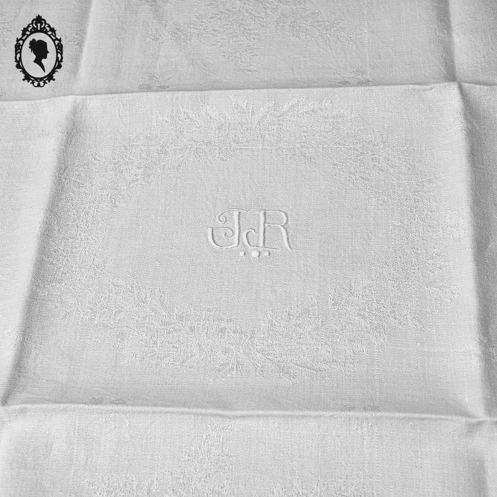 Service nappe et 12 serviettes de table anciennes damassées blanches monogramme JR