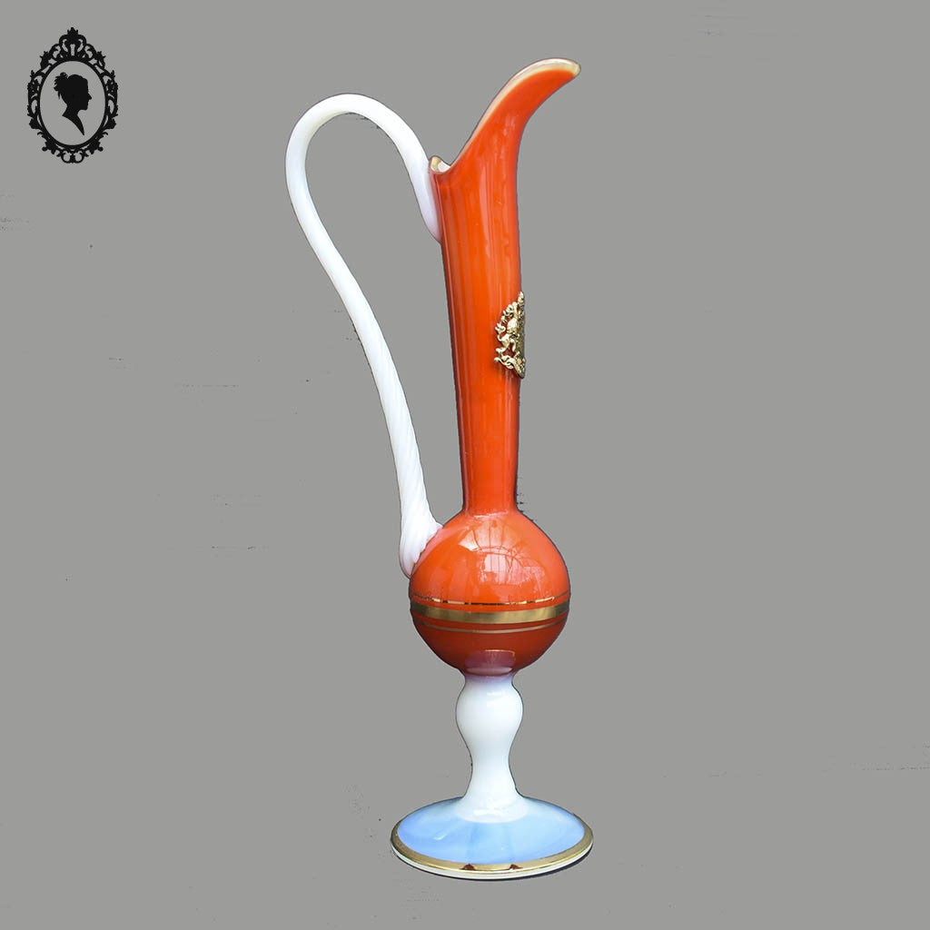 Vase soliflore sur pied anse opaline verre opalescent blanc et orange