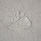 Lot 10 serviettes anciennes en damassé fleuri beige – Monogramme JA