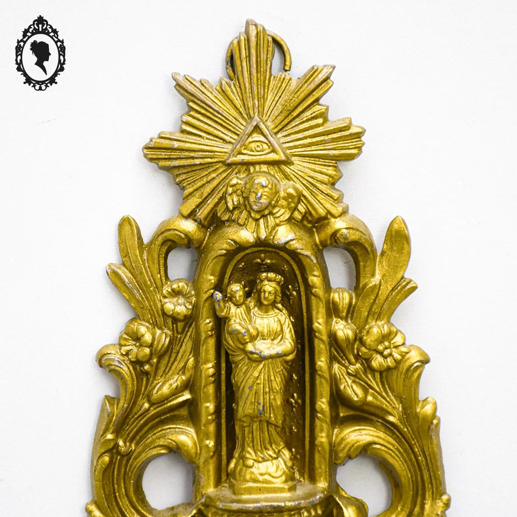Bénitier en métal doré régule Vierge et l’enfant ancien