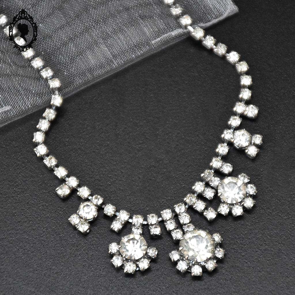 Chic collier de princesse strass faux diamants métal gris vintage