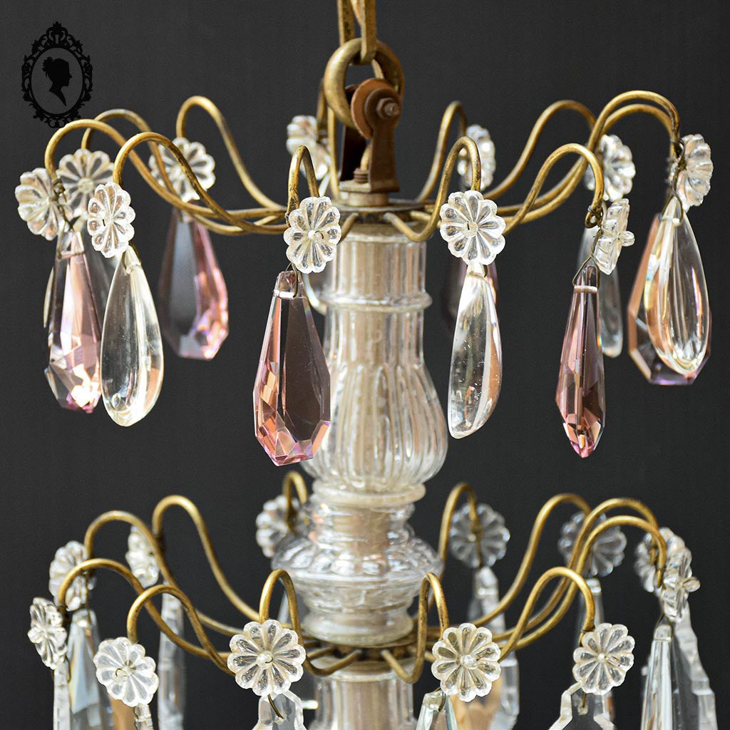 Chic lustre à pampilles bronze doré 6 feux enfilage verre ancien